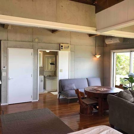 Panorama Ocean View Cottage Motobu Extérieur photo