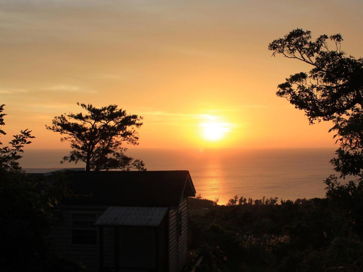 Panorama Ocean View Cottage Motobu Extérieur photo